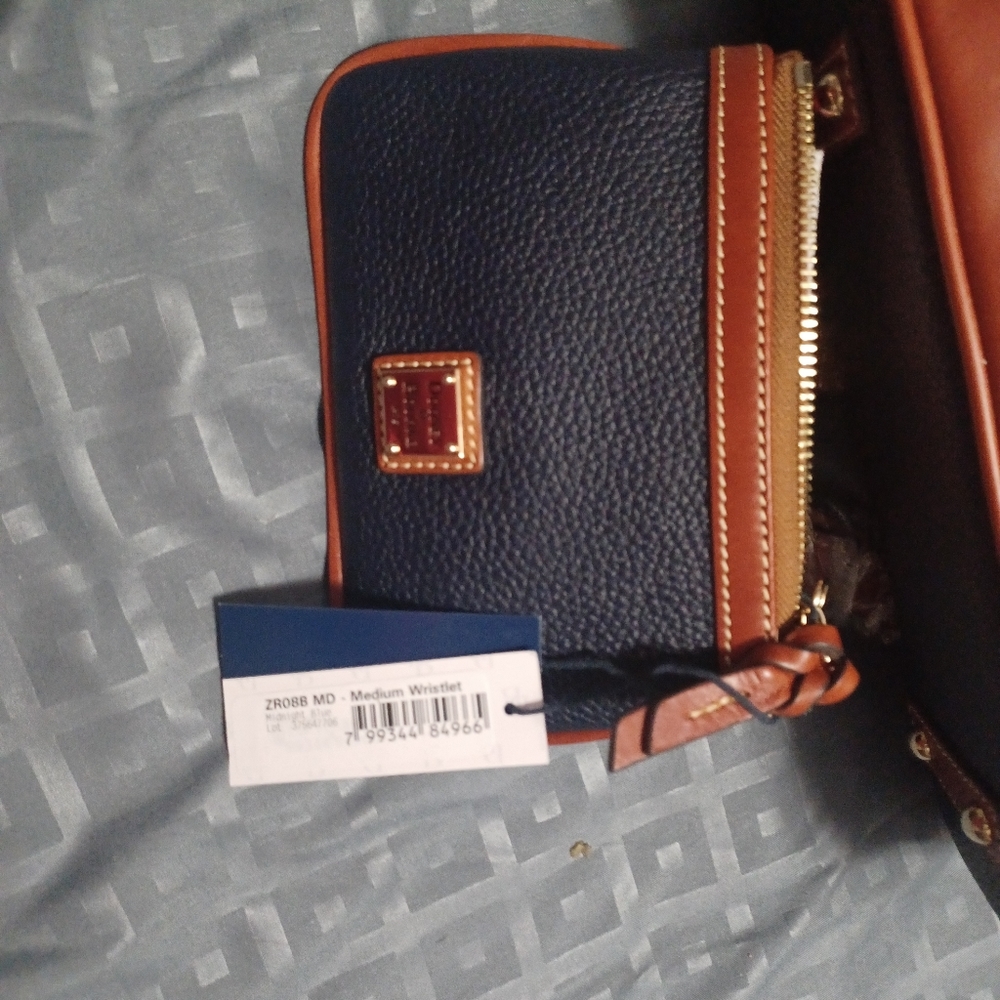 Wallet - Picture 3 of 3